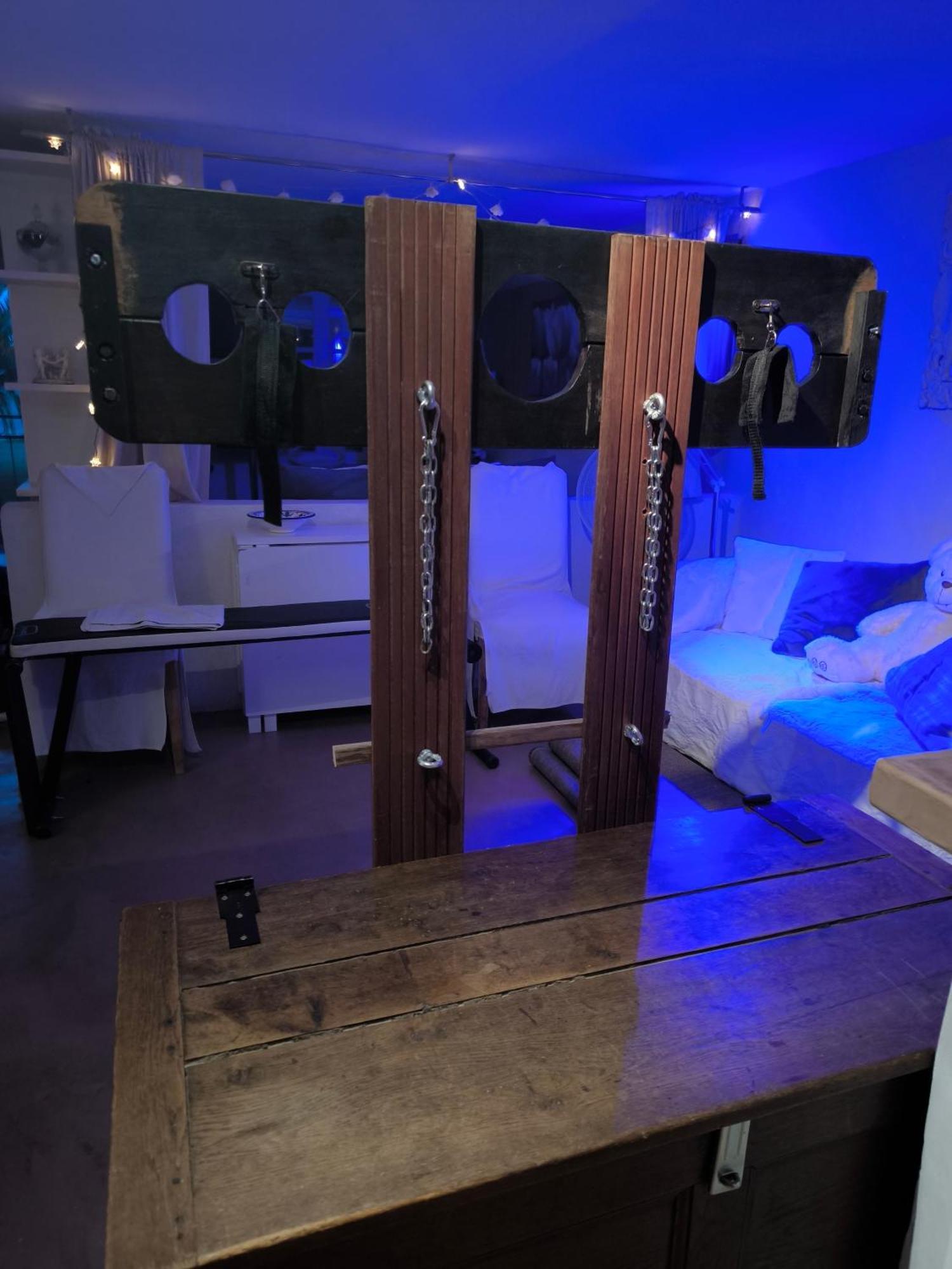 Love-Room Discret 40 M2 Bormes Les Mimosas Village Avec Terrasse Extérieur photo